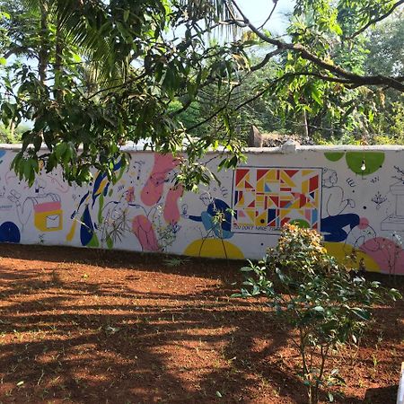 Anjuna By Roadhouse Hostels Goa Bagian luar foto