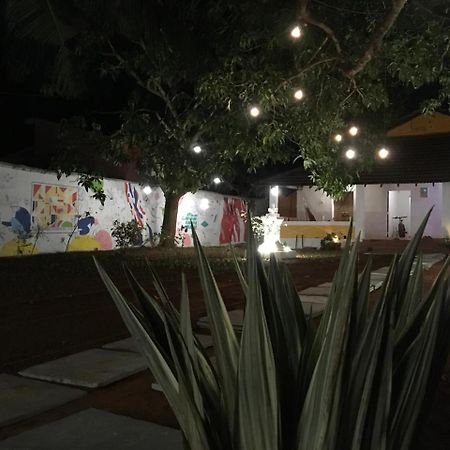 Anjuna By Roadhouse Hostels Goa Bagian luar foto