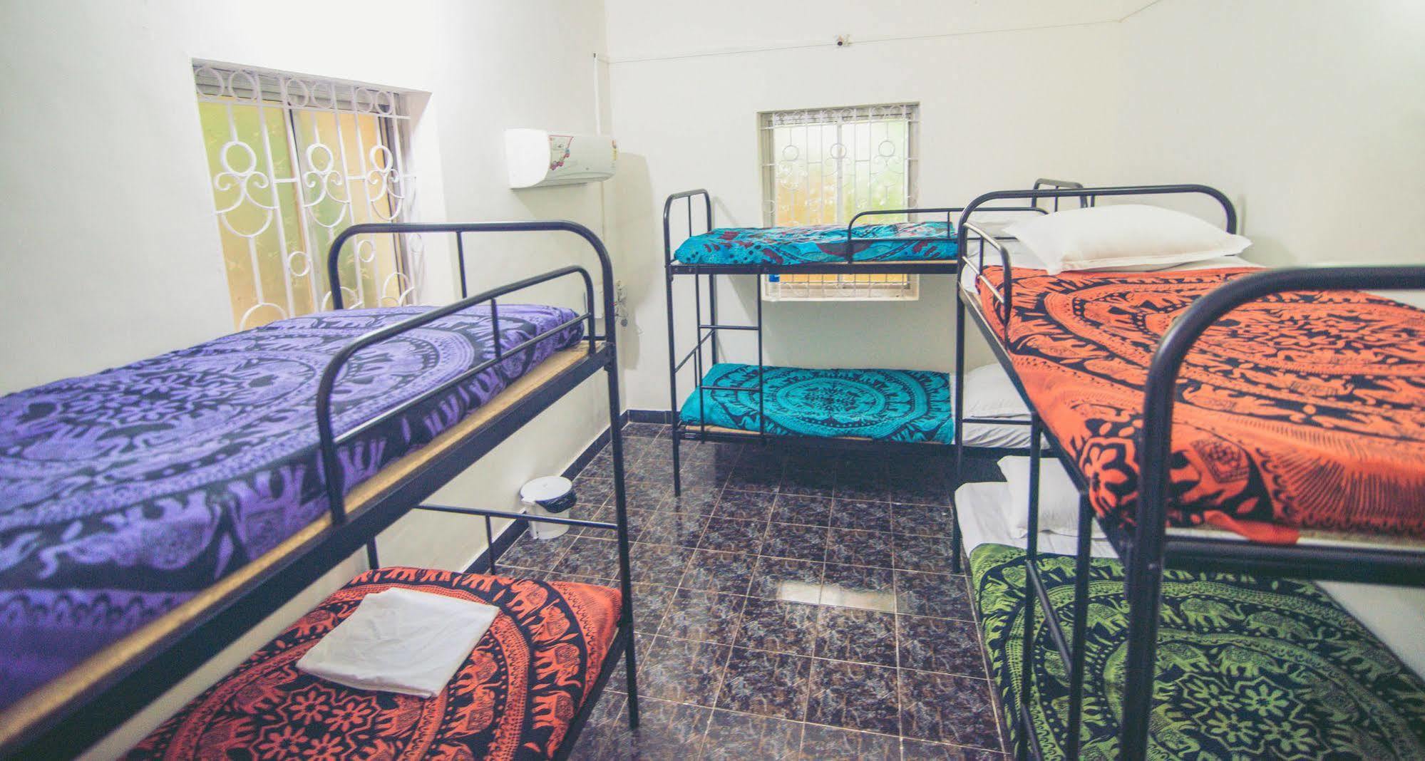 Anjuna By Roadhouse Hostels Goa Bagian luar foto