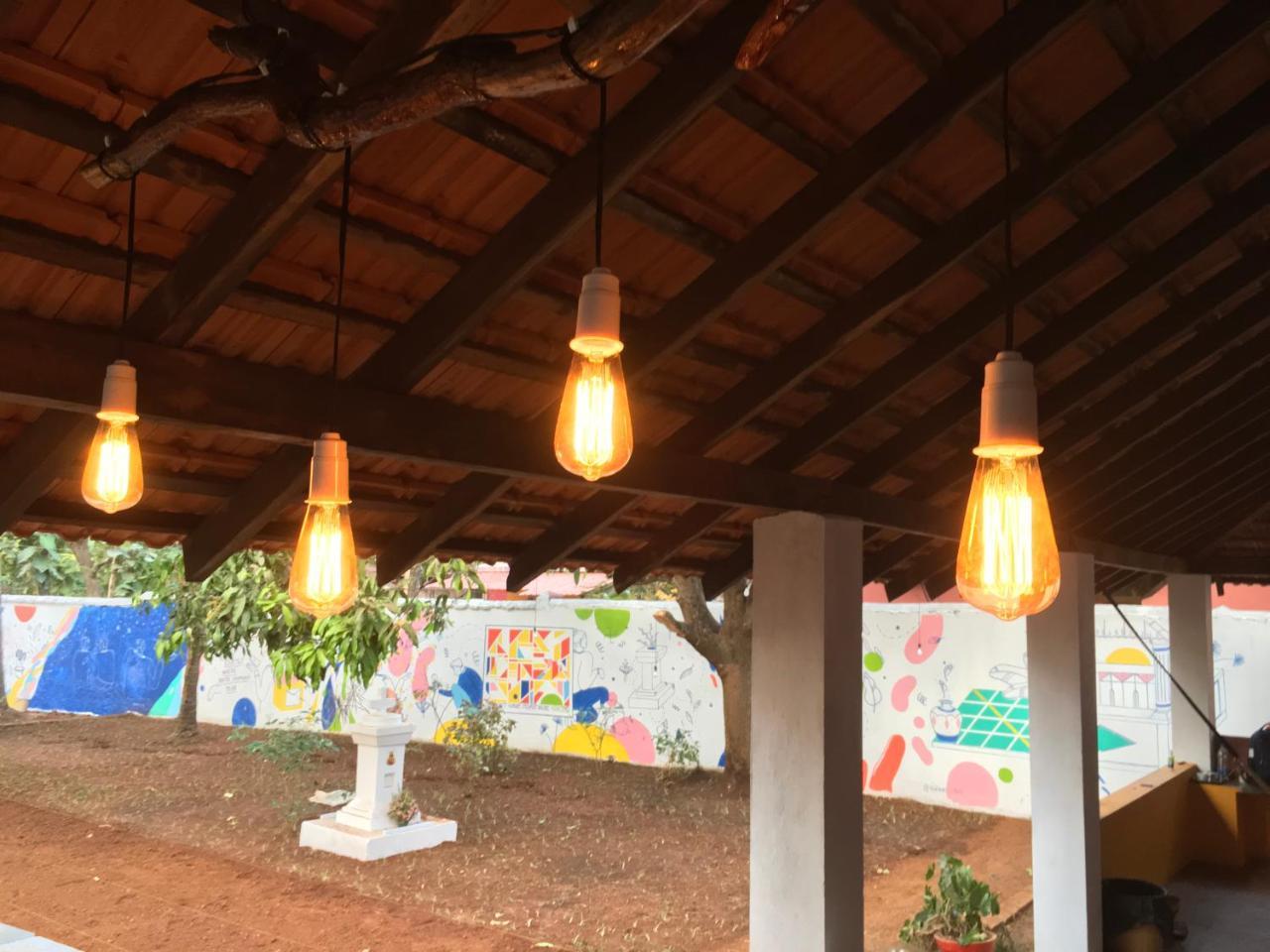 Anjuna By Roadhouse Hostels Goa Bagian luar foto